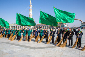 آیین جاروکشی خادمان مسجد مقدس جمکران