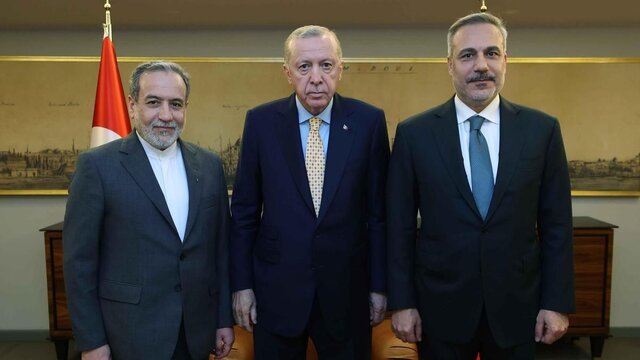 دیدار عراقچی با اردوغان؛ عزم ایران و ترکیه برای تحکیم مناسبات