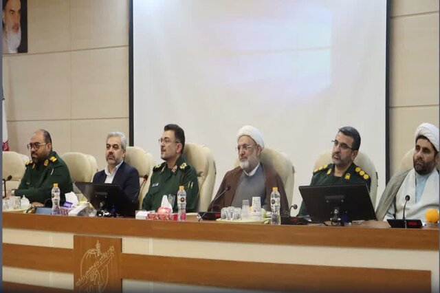 رئیس‌کل دادگستری سمنان: ایستادگی در برابر دشمن و خدمت به مردم راهبرد پاسداری از انقلاب است