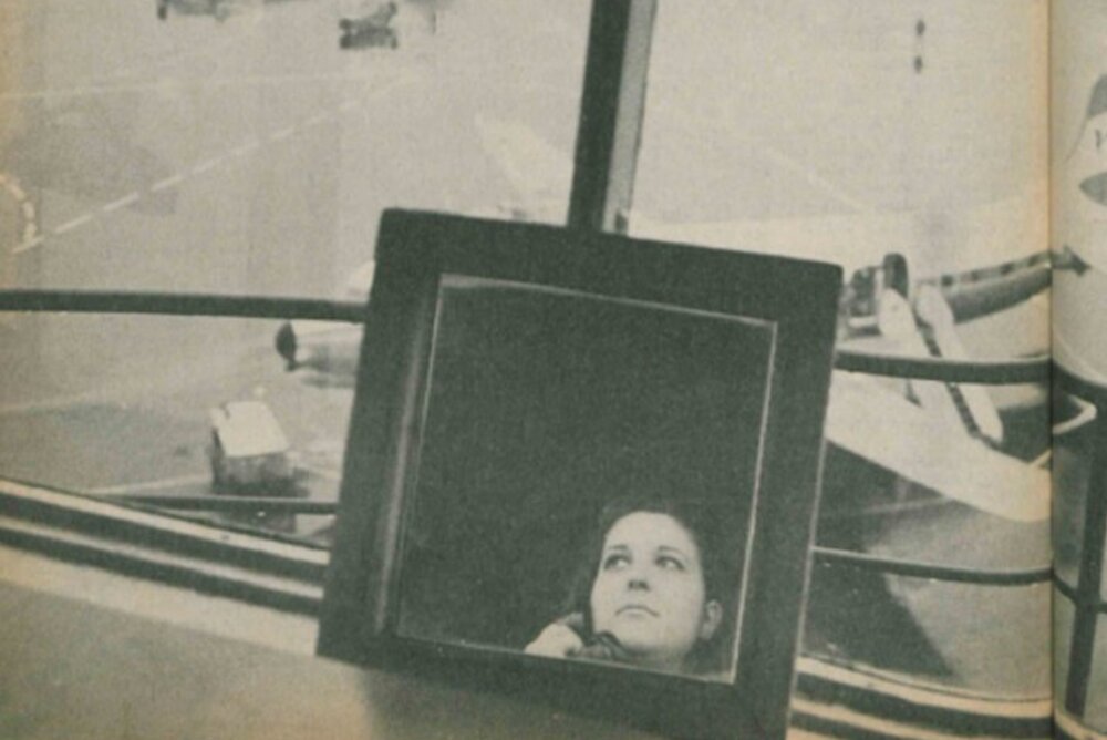 بدون اجازه این زن در فرودگاه مهرآباد آب از آب تکان نمی خورد!