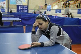 استرس بازیکن قبل از شروع مسابقه کشوری تنیس روی میز نونهالان و هوپس