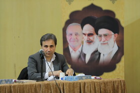 رحیم روایی، مدیر کل دفتر هماهنگی امور اقتصادی استانداری در نشست خبری استاندار آذربایجان شرقی