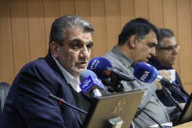 محمدجواد کولیوند، استاندار سمنان در نشست خبری با خبرنگاران