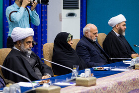 دیدار اعضای ستاد گرامیداشت دهه فجر با رئیس جمهور