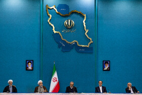 دیدار اعضای ستاد گرامیداشت دهه فجر با رئیس جمهور