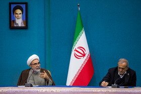 دیدار اعضای ستاد گرامیداشت دهه فجر با رئیس جمهور