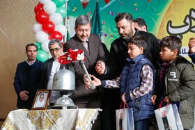 آیین نواختن زنگ انقلاب در اصفهان