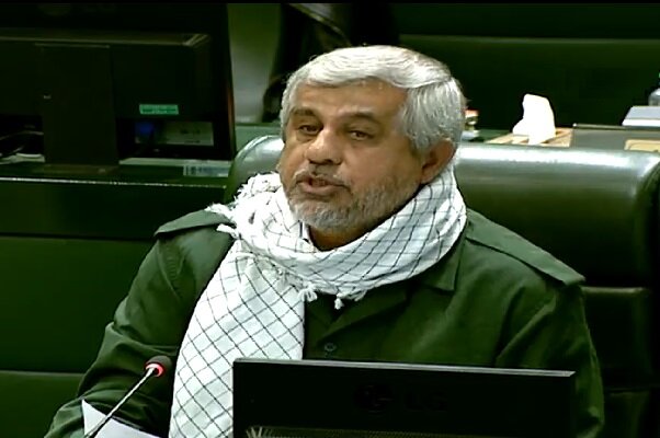 دبیر کمیسیون امنیت ملی مجلس: هیچ اورانیومی از کشور خارج نشده است