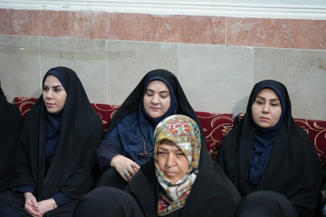 دهه فجر فرصت بازخوانی نقش بانوان در پیروزی و تداوم انقلاب اسلامی است