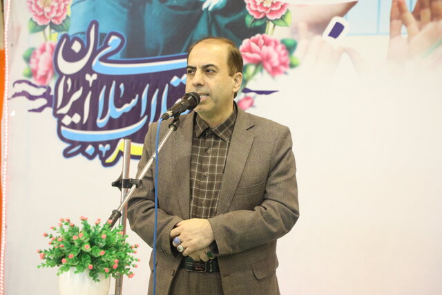 معاون استاندار قم: دهه فجر، زبان جهانی و همه فهم عزت و استقلال ایران است