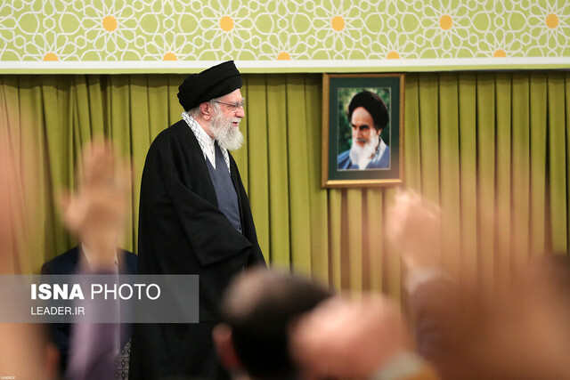 خضریان: خامنه‌ای همان خمینی است