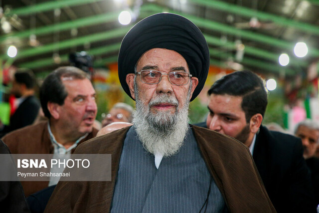 نماینده ولی‌فقیه در اصفهان: اعتراض باید در چارچوب قانون باشد