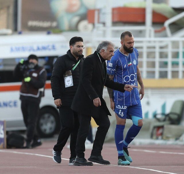 چشمی همراه استقلال در امارات