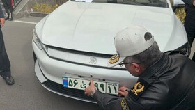 رونمایی ازپلاک سبز خودروهای برقی و هیبرید/ احیای مصوبه دولت برای واردات خودروهای زیر ۵ سال