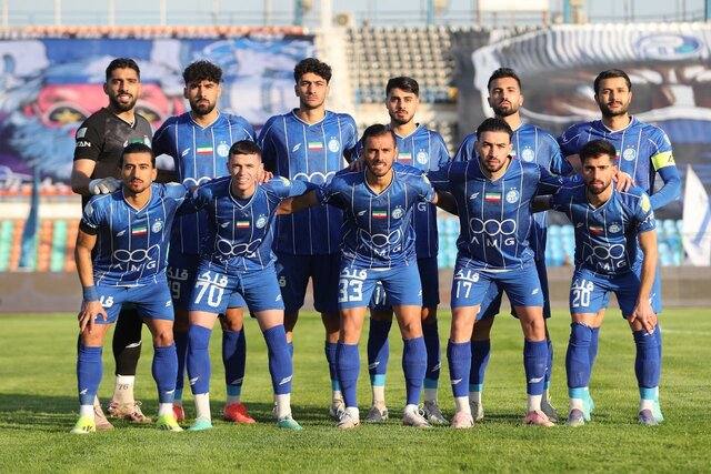 کاروان استقلال عازم امارات شد