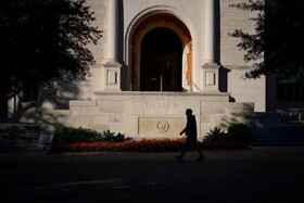 دانشگاه یا اتاق بازجویی؟ امنیتی‌شدن فضای آکادمیک در آمریکا