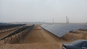 وزیر کشور از نیروگاه خورشیدی ۶۳ مگاواتی شمس آباد بازدید کرد