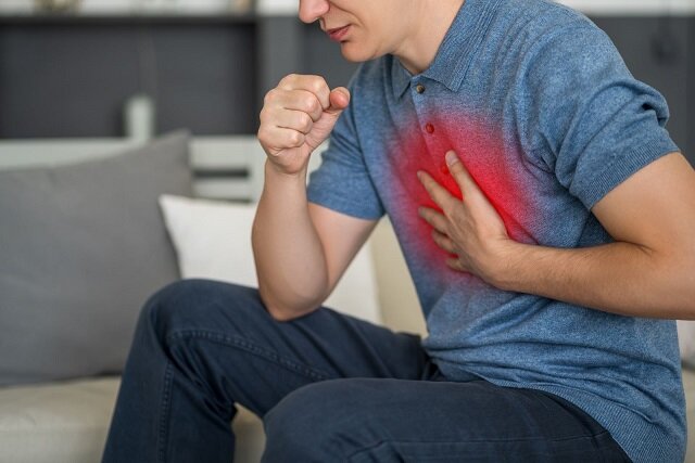 چگونه آنفلوآنزا می‌تواند به قلب آسیب بزند؟