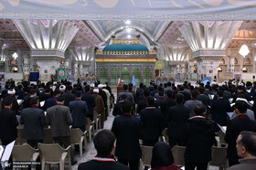 تحلیف قضات جدیدالورود دستگاه قضایی در حرم امام(ره) برگزار شد