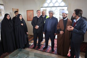 بازدید معاون رئیس‌جمهور از مقبره شاعر آیینی ابن‌حسام خوسفی