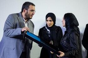 تقدیر از سولاف فواخرجی، بازیگر در حاشیه روز دهم چهل‌وچهارمین جشنواره فیلم فجر