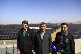 افتتاح پروژه احیاء مستقیم و نیروگاه خورشیدی جهان‌فولاد سیرجان با حضور محمدجعفر قائم‌پناه، معاون رئیس جمهور