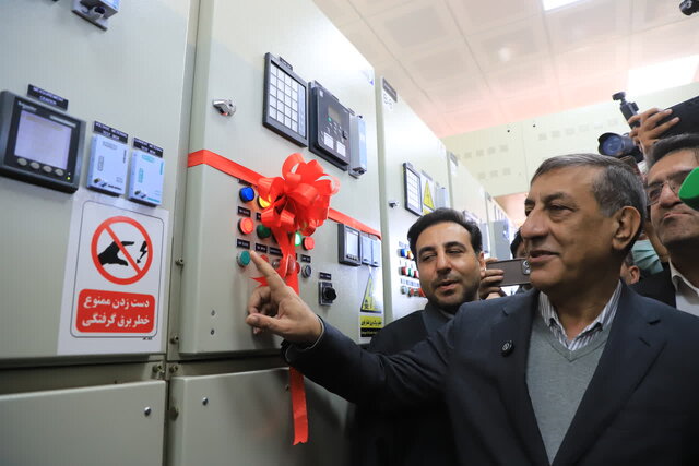 افتتاح پروژه احیاء مستقیم و نیروگاه خورشیدی جهانفولاد سیرجان با حضور معاون رئیس جمهور