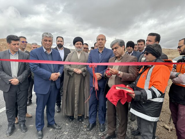 افتتاح و کلنگ‌زنی بیش از ۱۰۰۰ میلیارد تومان پروژه عمرانی در خرم‌بید فارس