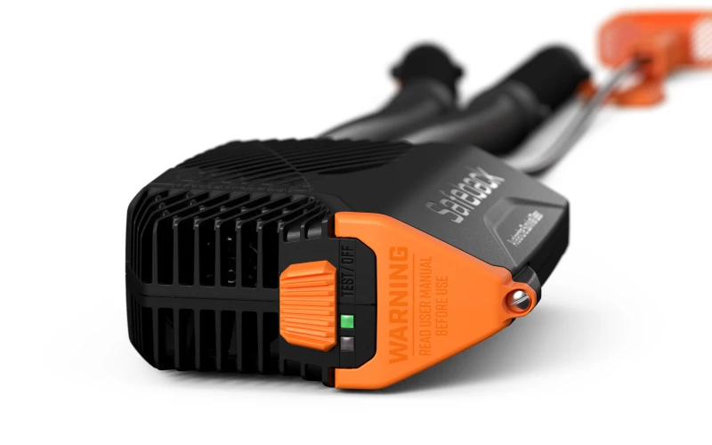 دفنِ داوطلبانه زیر برف برای سنجش یک کولهپشتی نجاتبخش