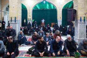 غبار روبی مضجع شریف امامزاده موسی مبرقع(ع) توسط خانواده شهدای اغتشاشات اخیر