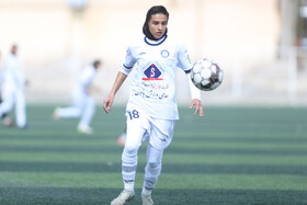 هفته هجدهم لیگ برتر فوتبال بانوان؛ فرا ایساتیس کران - گل گهر