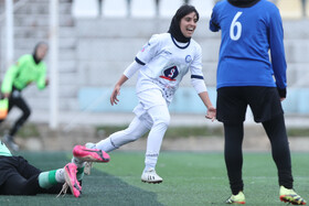 هفته هجدهم لیگ برتر فوتبال بانوان؛ فرا ایساتیس کران - گل گهر