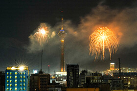 نور افشانی در شب سالگرد پیروزی انقلاب اسلامی