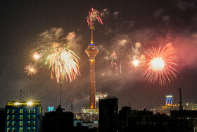 نور افشانی در شب سالگرد پیروزی انقلاب اسلامی