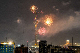 نور افشانی در شب سالگرد پیروزی انقلاب اسلامی