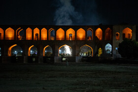 نورافشانی در آسمان اصفهان