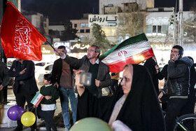 نور افشانی در شب سالگرد پیروزی انقلاب اسلامی - مشهد