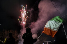 نور افشانی در شب سالگرد پیروزی انقلاب اسلامی - مشهد