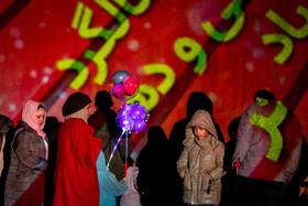 نور افشانی در شب سالگرد پیروزی انقلاب اسلامی ( برج آزادی)