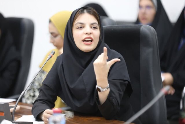 معاون استاندار یزد: باور داریم بسیاری از گره های کشور به دست جوانان باز میشود