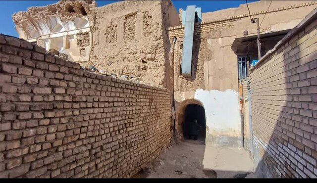 این گفتگو انتقاد نیست، دغدغه است/ آپارتمان چند طبقه بلای جان بنای ۳۰۰ ساله!