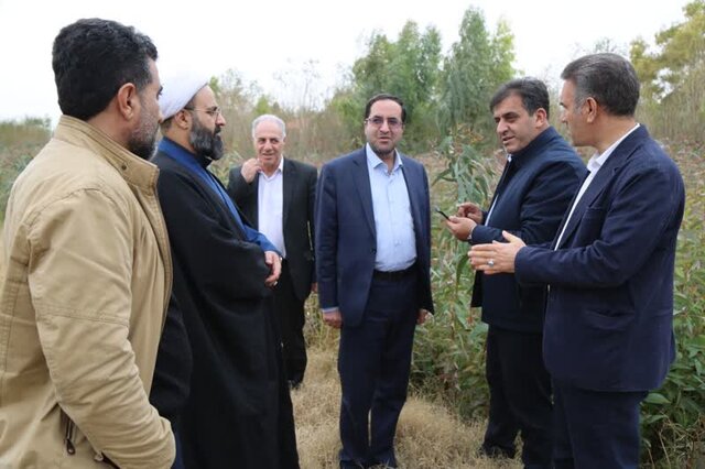 بازدید رئیس سازمان منابع طبیعی کشور از پروژه ۱۰۰۰ هکتاری بانرحمان مهران
