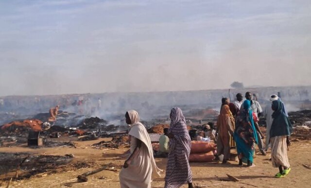 آتش‌سوزی شدید در یک اردوگاه آوارگان در سودان قربانی گرفت+فیلم