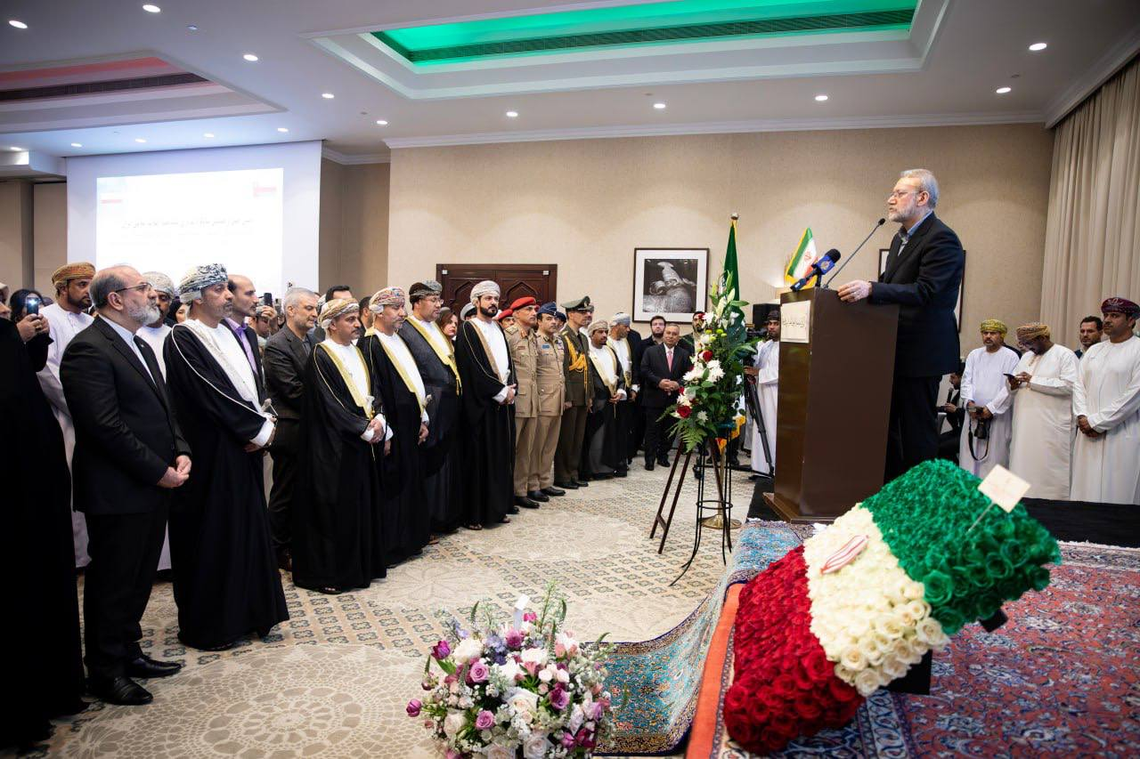 لاریجانی: موشکهای ایرانی رژیم صهیونیستی را سرجایش نشاند