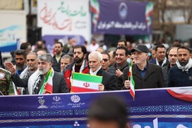 معاون وزیر ورزش: قهرمانان ورزشی در کنار خون شهدا هستند