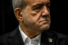 حضور مسعود پزشکیان، رییس جمهور در راهپیمایی ۲۲ بهمن