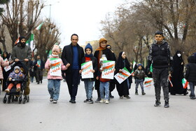 حضور همه‌ی اقشار جامعه در راهپیمایی ۲۲ بهمن ۱۴۰۴ در همدان