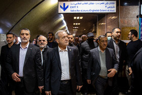 حضور مسعود پزشکیان، رییس جمهور در راهپیمایی ۲۲ بهمن