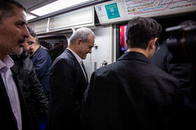 حضور مسعود پزشکیان، رییس جمهور در راهپیمایی ۲۲ بهمن