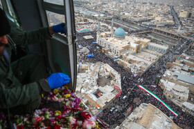 گلباران راهپیمایان ۲۲ بهمن ۱۴۰۴ - قم